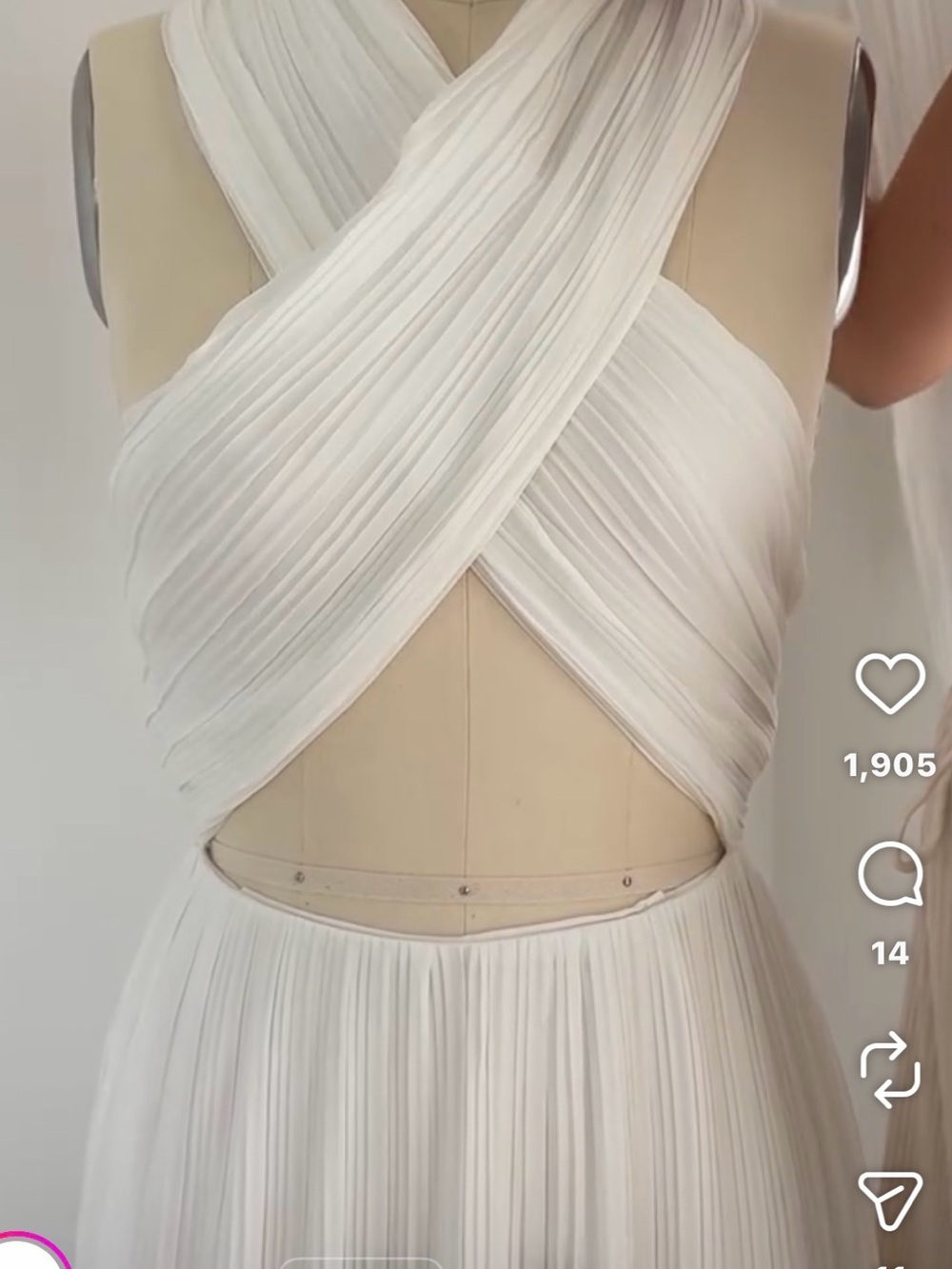 SABO White Cut Out Pleated Maxi Dress - Picture 4 of 15